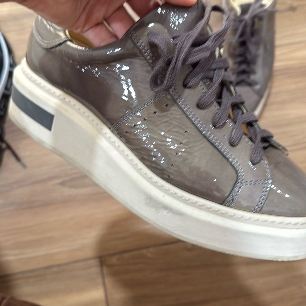 MANUEL BARCELO SNEAKERS